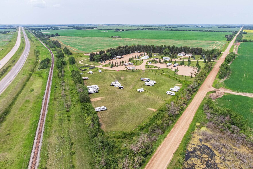 More Photos Of PT SE 10-50-2 W4, Blackfoot Trailer Camper Park For Sale