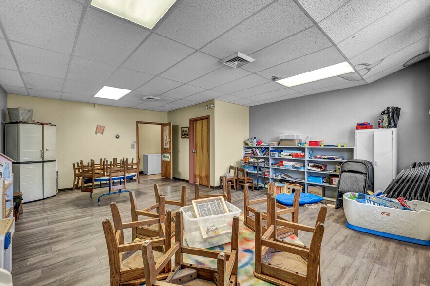 More Photos Of 15715 Libby Rd, Maple Heights General Retail For Sale