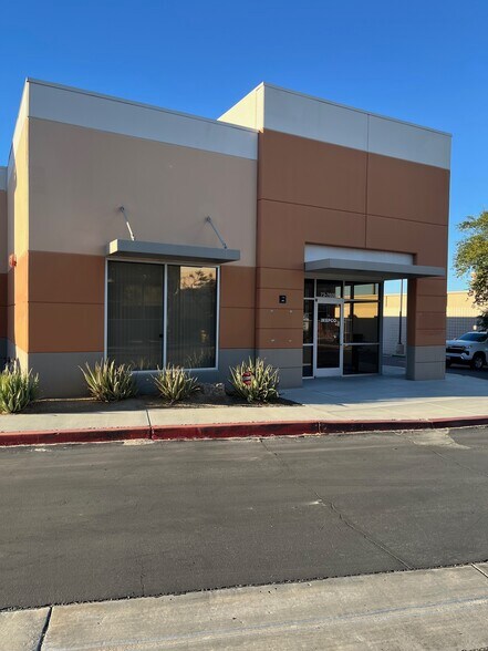 More Photos Of 73760 Dinah Shore Dr, Palm Desert Warehouse For Lease
