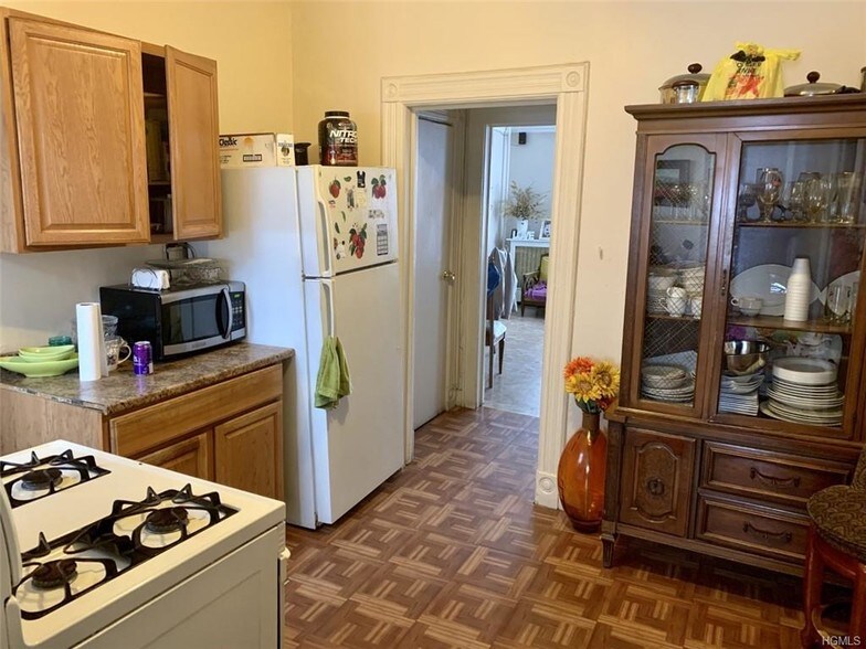 More Photos Of 45 Highland Ave, Yonkers Apartments For Sale