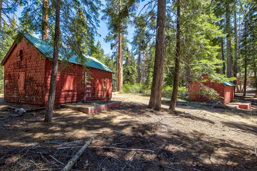 More Photos Of 61011 Cedar Crest Ln, Lakeshore Specialty For Sale