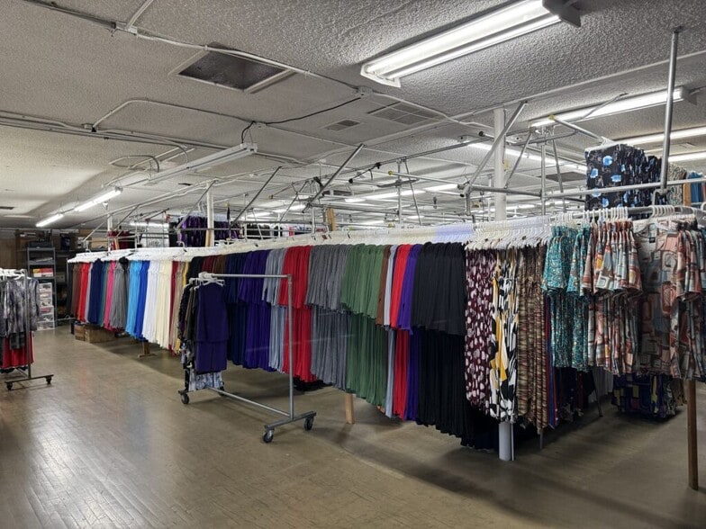 More Photos Of 965 Venice Blvd, Los Angeles Warehouse For Lease