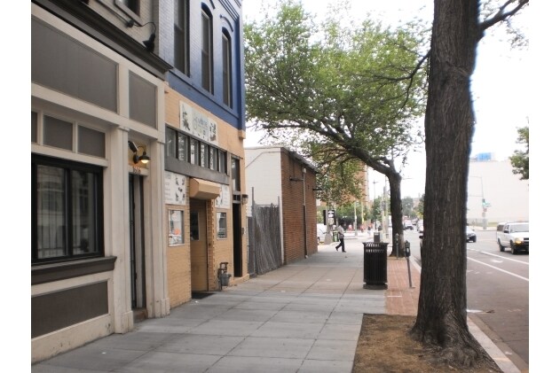 More Photos Of 1618 7th St NW, Washington Storefront Retail Office For Lease