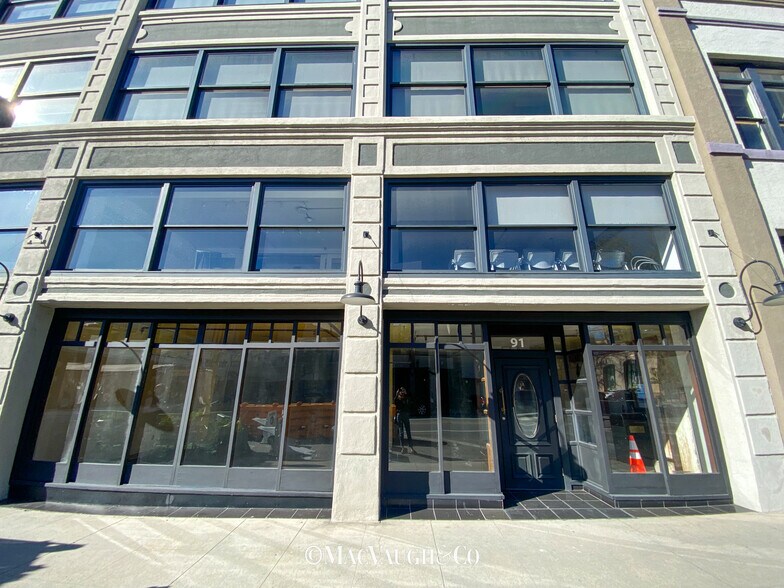 More Photos Of 85-91 N Raymond Ave, Pasadena Loft Creative Space For Lease