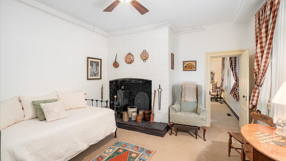 More Photos Of 637 Washington Blvd, Baltimore Hospitality For Sale