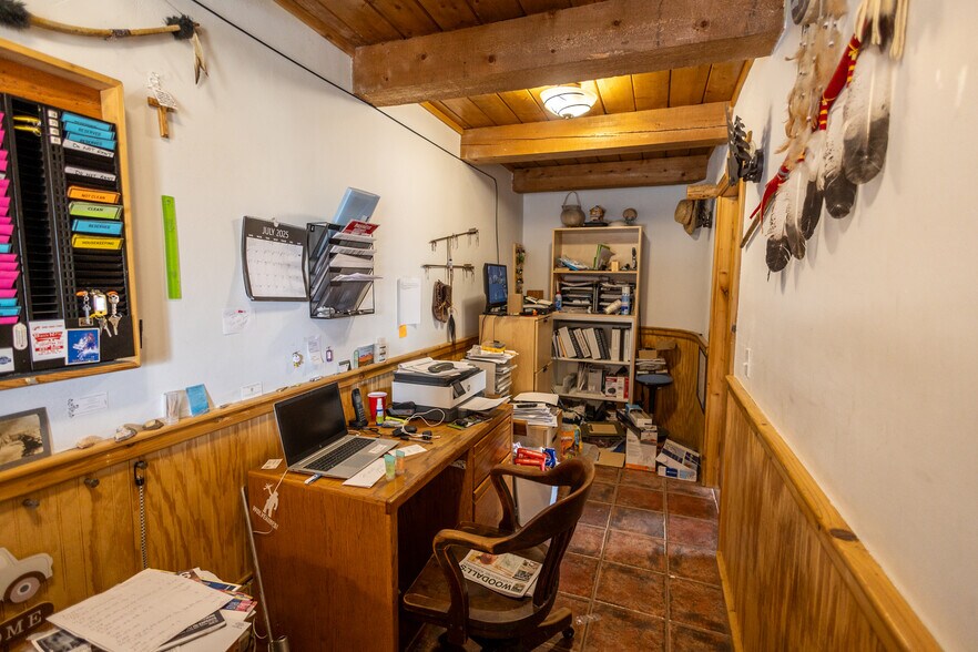 More Photos Of 27680 US Highway 160, South Fork Hotel For Sale