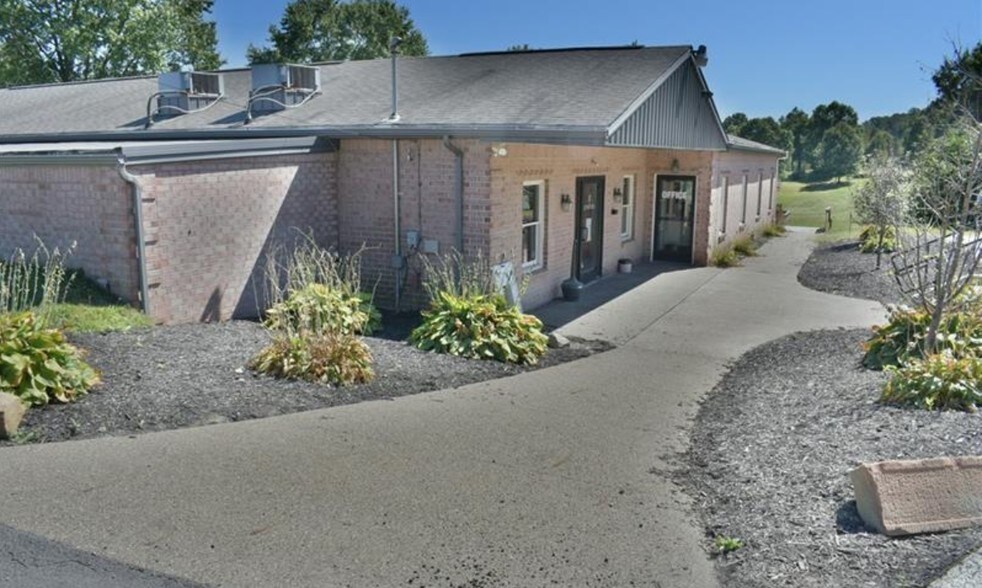 More Photos Of 4050 Henderson Rd, Hickory Golf Course Driving Range For Sale