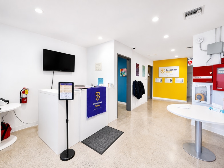 More Photos Of 5200 W 83rd St, Los Angeles Specialty For Lease