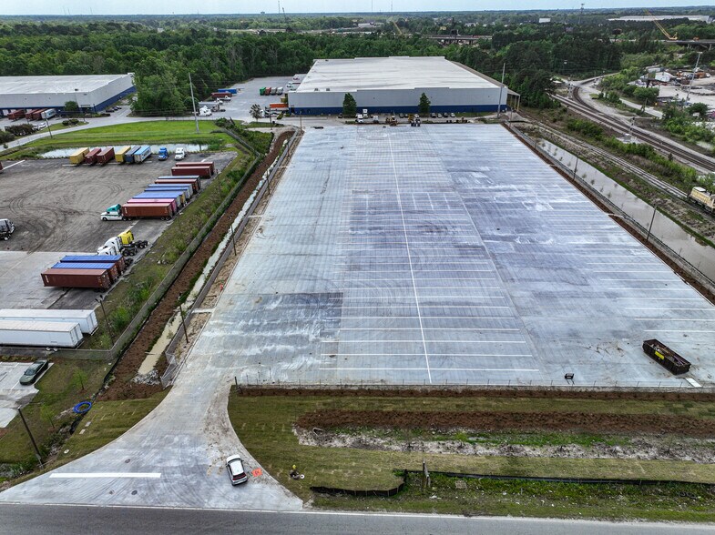 More Photos Of 380 Telfair Rd, Savannah Land For Lease