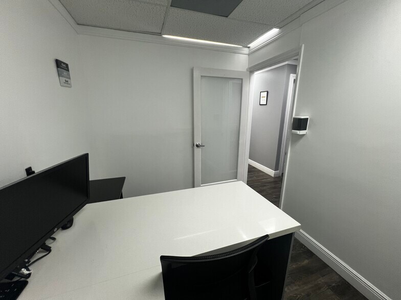 More Photos Of 13500 SW 88th St, Miami Medical For Sale