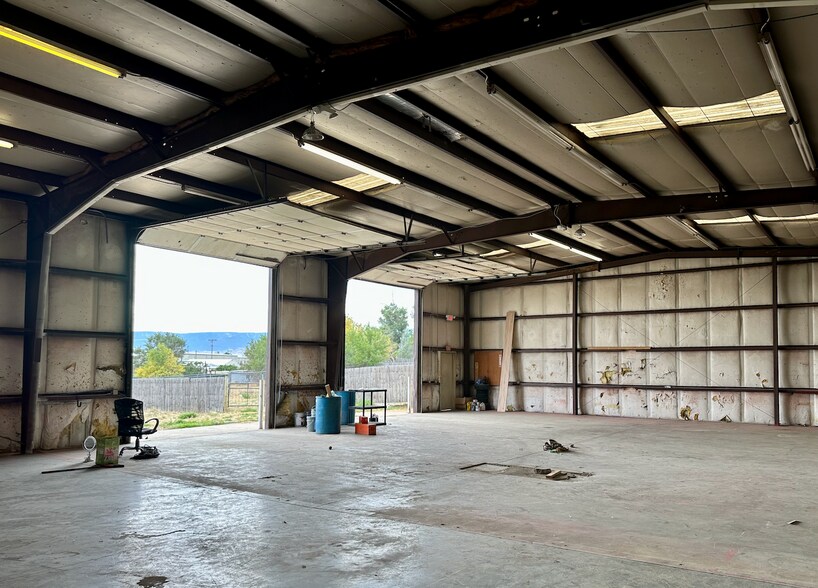 More Photos Of 6659 Uranium Rd, Casper Warehouse For Sale