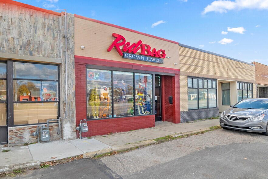 Primary Photo Of 26421 Plymouth Rd, Redford Storefront For Sale