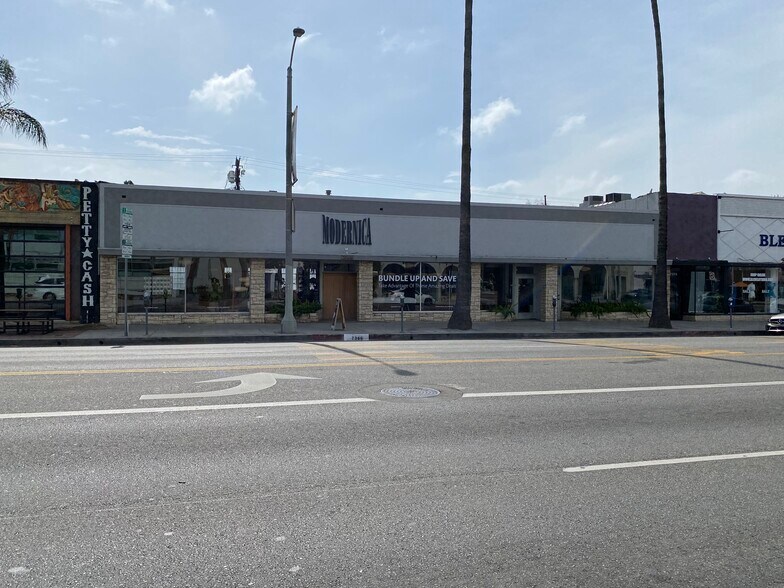 More Photos Of 7366-7386 Beverly Blvd, Los Angeles Storefront Retail Office For Lease