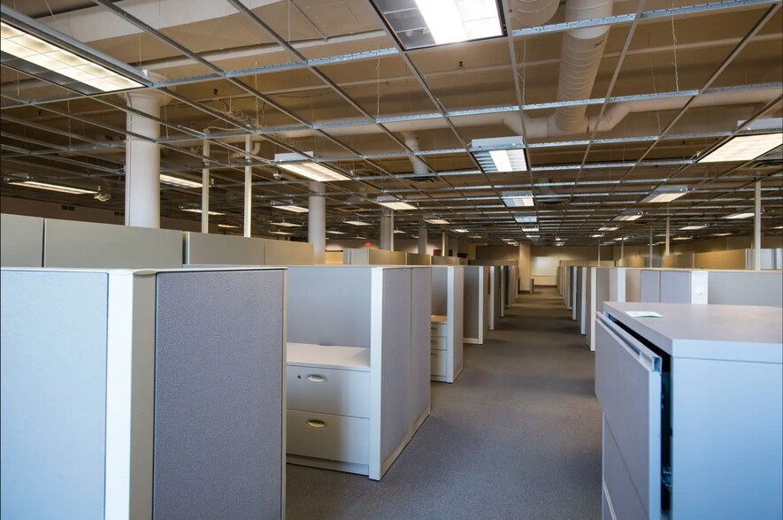 More Photos Of 125 S Kalamazoo Mall, Kalamazoo Office For Lease