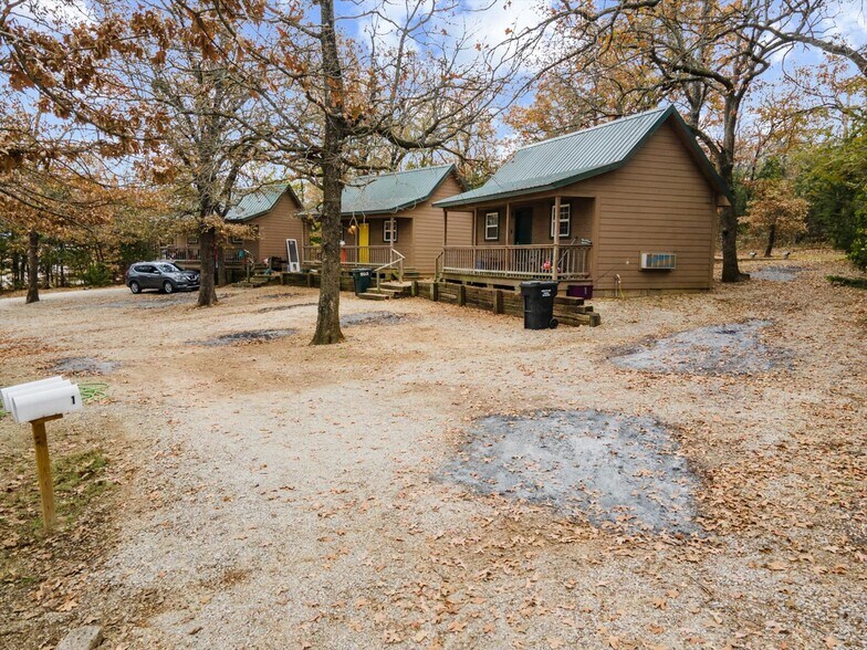More Photos Of 2131 Sioux Dr, Sulphur Multifamily For Sale