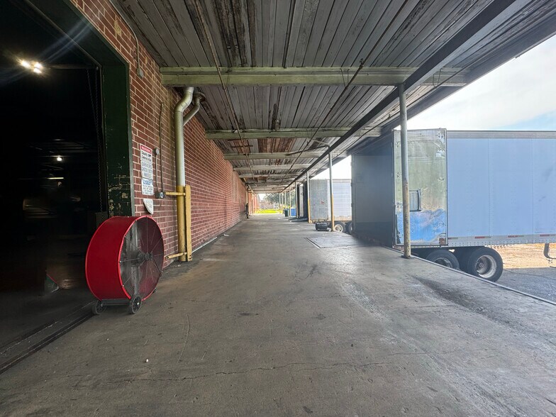 More Photos Of 4730 Ninety Six Hwy, Ninety Six Distribution For Sale