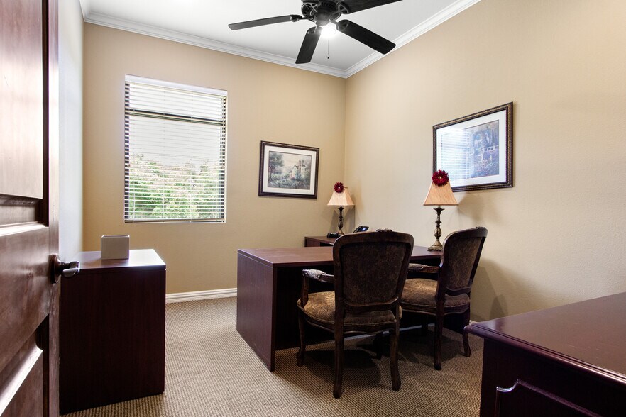 More Photos Of 301 S Watters Rd, Allen Office For Lease