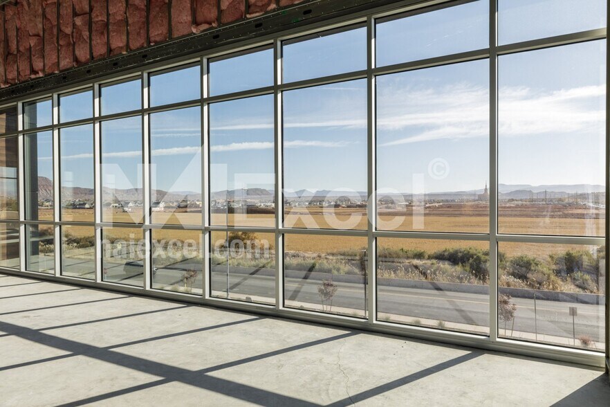 More Photos Of 750 Merrill Rd, Washington Office For Lease