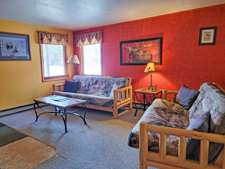 More Photos Of 225 N Geyser St, West Yellowstone Hotel For Sale