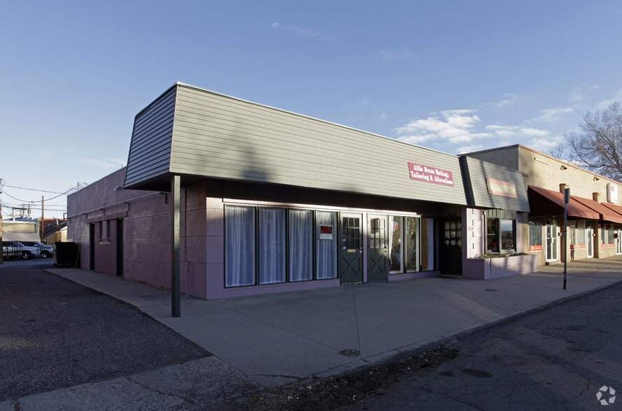 More Photos Of 5620-5624 Yukon St, Arvada Storefront For Lease
