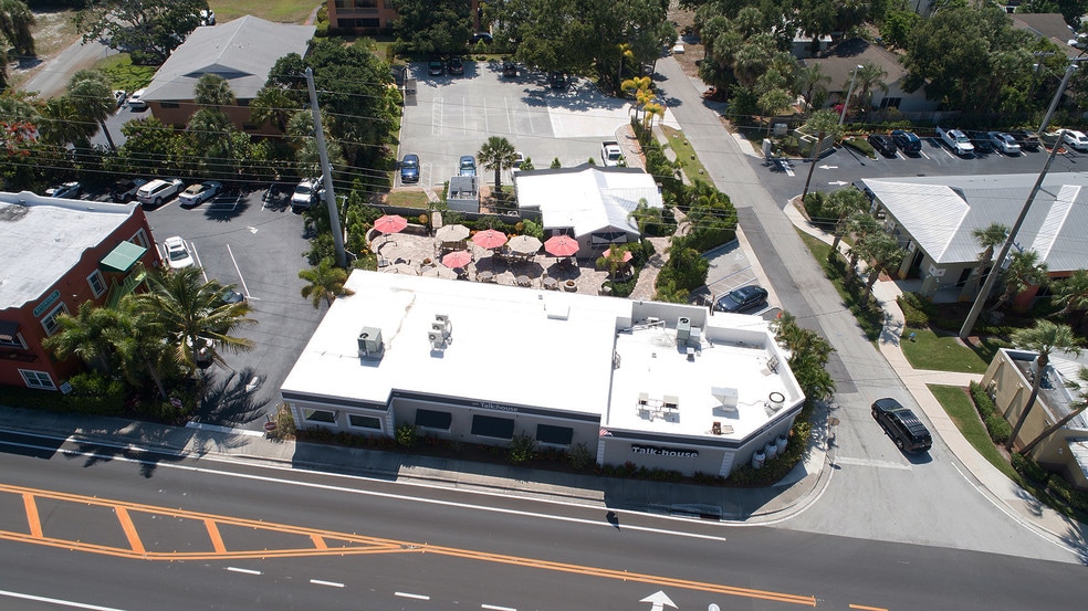 More Photos Of 514 NW Dixie Hwy, Stuart Restaurant For Sale