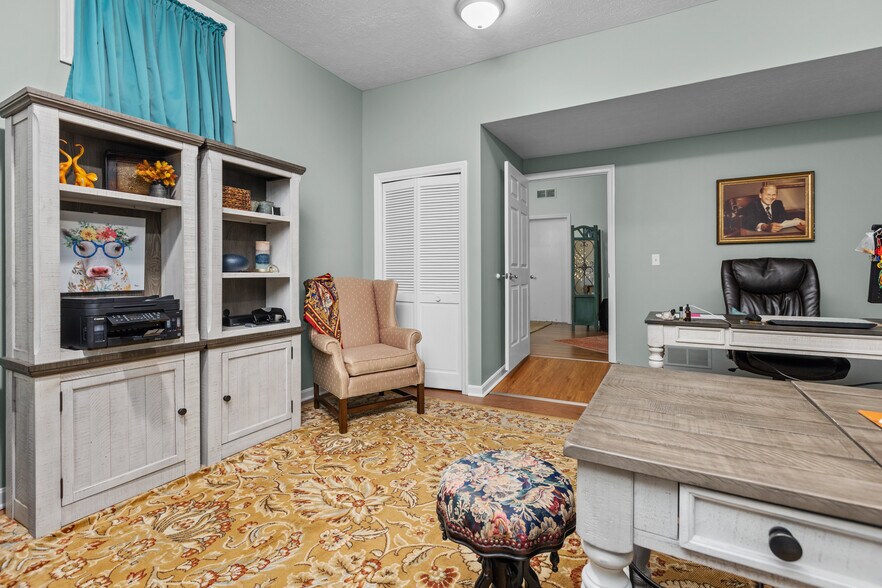 More Photos Of 206 Alexander Ave, Strabane Medical For Sale