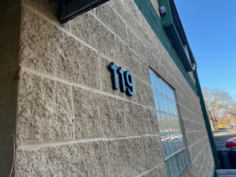 More Photos Of 119 W Bel Air Ave, Aberdeen Storefront For Sale