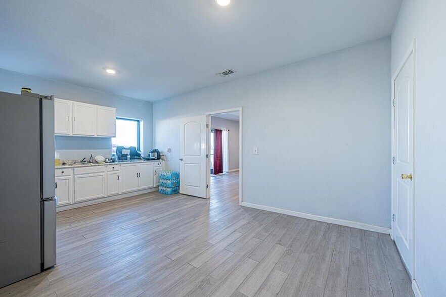 More Photos Of 1850 N FM 866, Odessa Warehouse For Sale