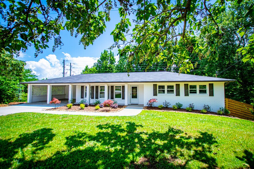 More Photos Of 2932 US-27, Buchanan Office For Sale