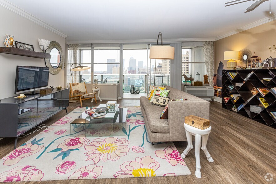 More Photos Of 800 S 4th St, Louisville Apartments For Lease