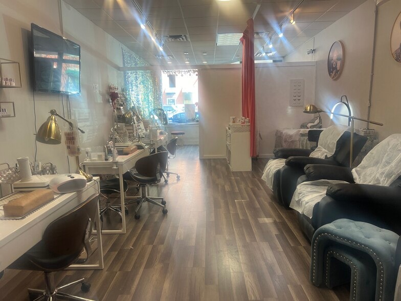 More Photos Of 224-236 Harvard St, Brookline Storefront For Lease