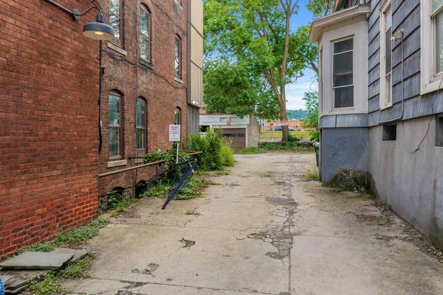 More Photos Of 21 Main St, Binghamton Restaurant For Sale