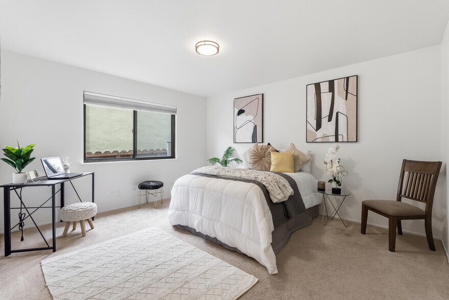More Photos Of 517 Stannage Ave, Albany Apartments For Sale