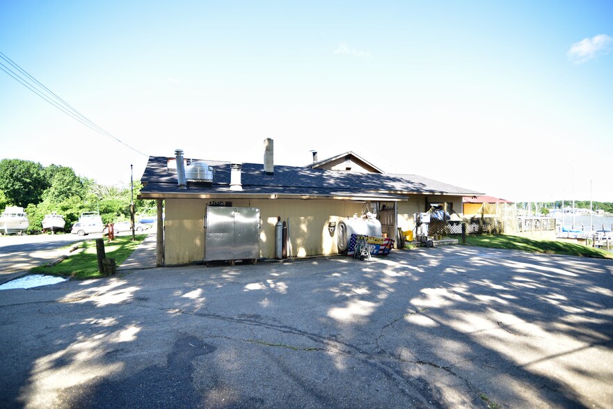 More Photos Of 12364 Neale Sound Dr, Cobb Island Marina For Sale