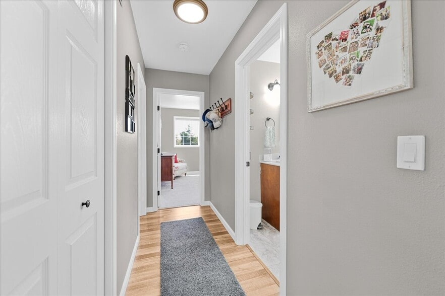 More Photos Of 2937 Merriman Rd, Medford Storefront Retail Residential For Sale