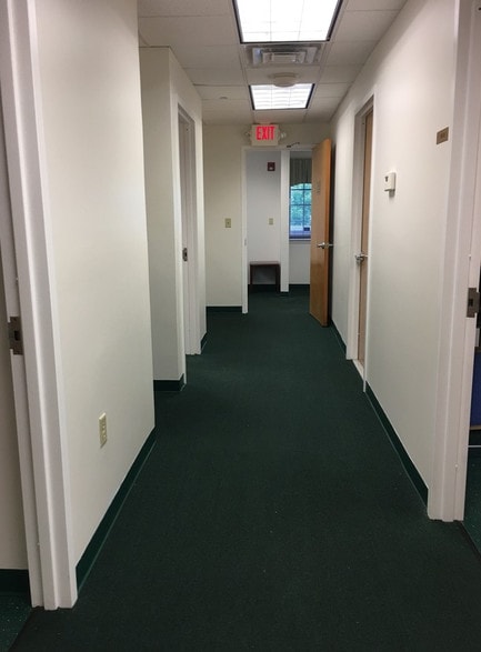 More Photos Of 225 Bridge St, Metuchen Medical For Lease