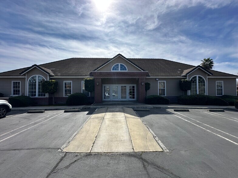 Primary Photo Of 201 E Orangeburg Ave, Modesto Office For Sale