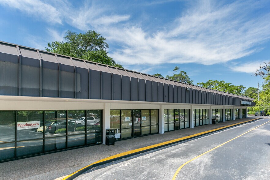 More Photos Of 3714-3740 Beach Blvd, Jacksonville Office For Lease