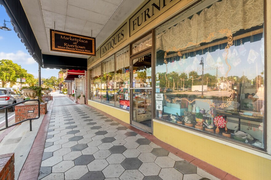 More Photos Of 114 S Woodland Blvd, Deland Storefront For Sale