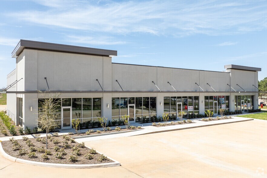 Primary Photo Of 75 Executive Retail - TBD, Conroe Storefront Retail Office For Lease