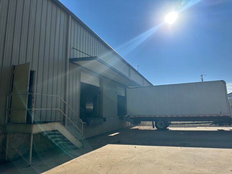 More Photos Of 400 Byram Dr, Byram Warehouse For Sale