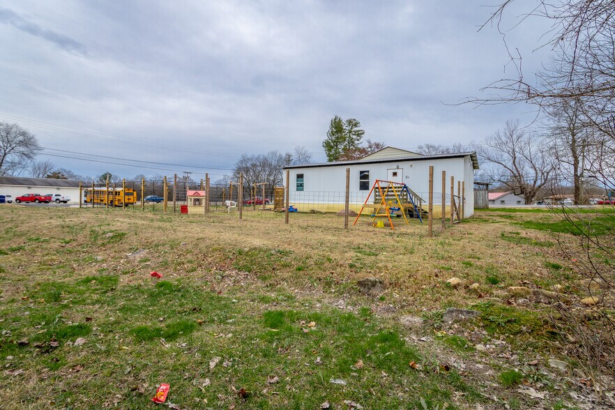 More Photos Of 8995 Dayton Pike, Soddy Daisy Restaurant For Sale