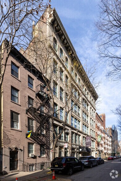 More Photos Of 214-218 Sullivan St, New York Office For Lease