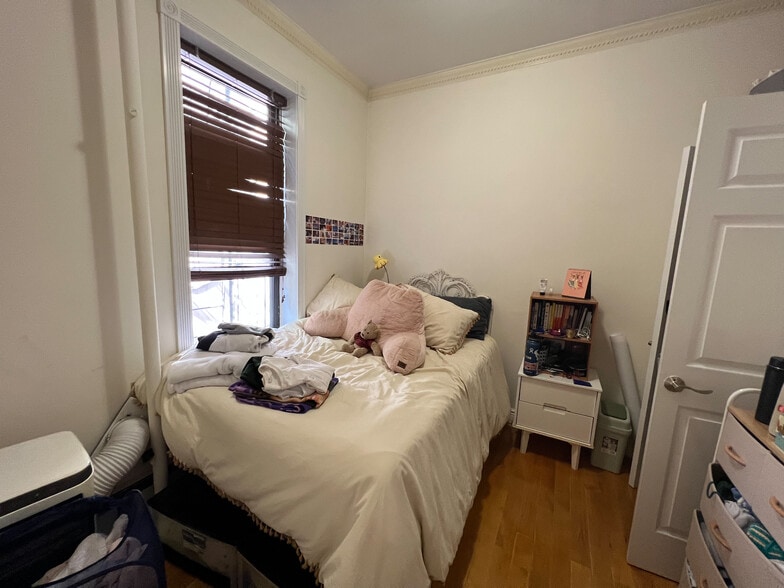 More Photos Of 212 E 29th St, New York Apartments For Sale