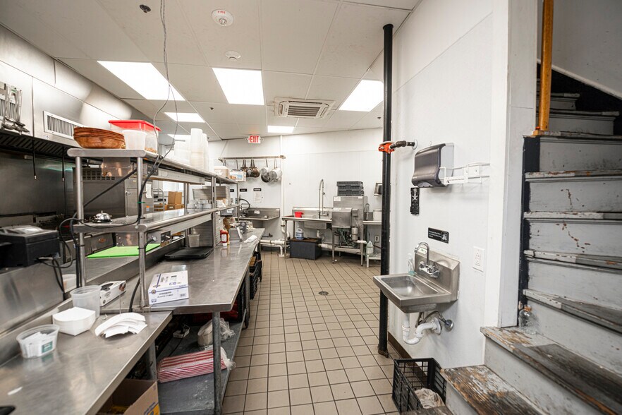 More Photos Of 425 Bridge St, Phoenixville Freestanding For Sale