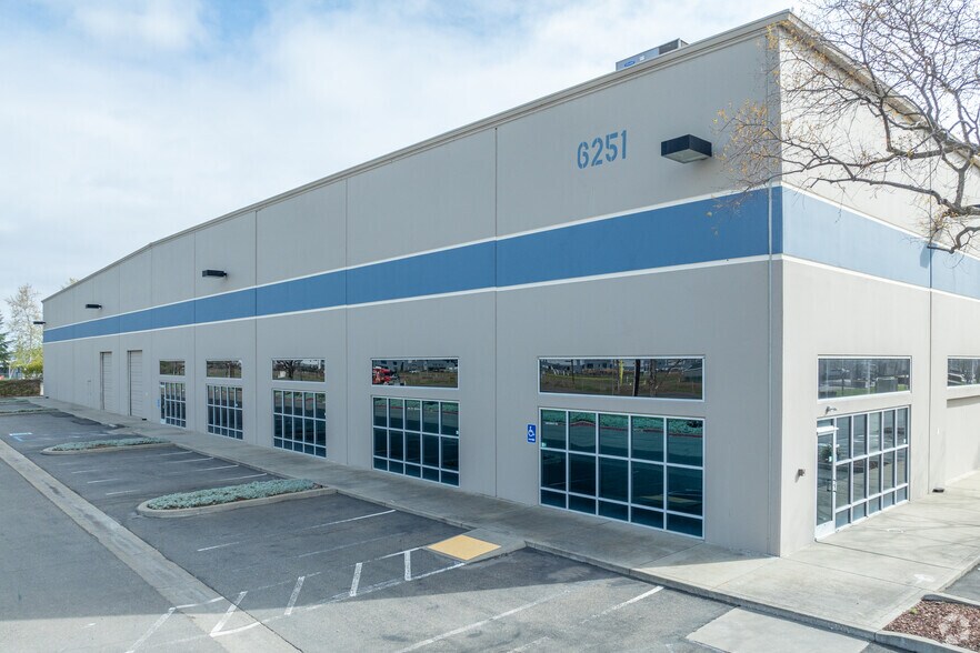 More Photos Of 6251 Florin Perkins Rd, Sacramento Warehouse For Lease