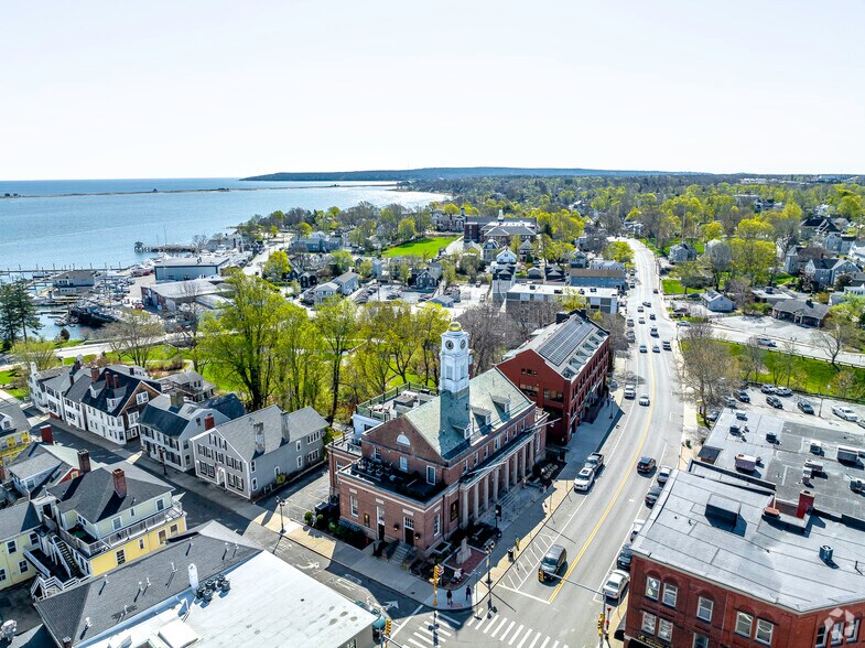 More Photos Of 6 Main Street Ext, Plymouth Office For Lease