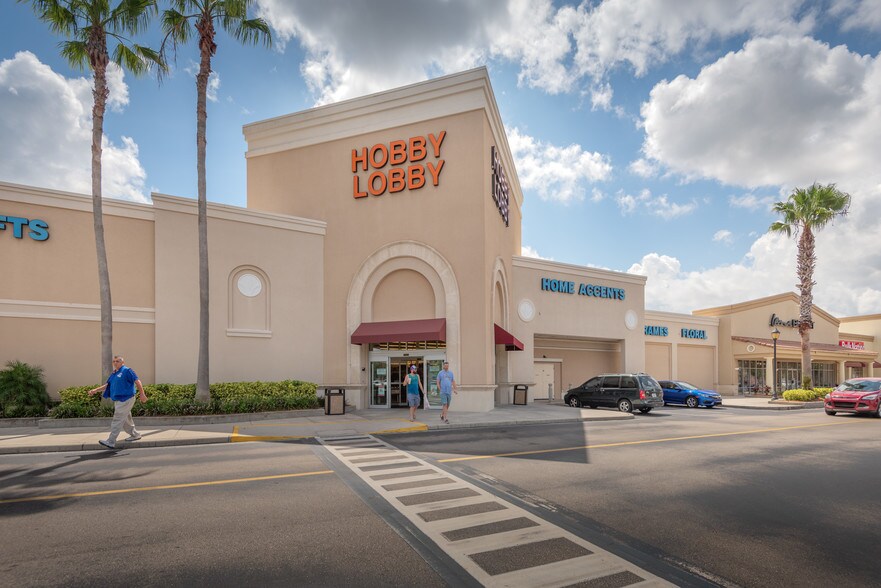 More Photos Of 2410-2606 E Colonial Dr, Orlando Unknown For Lease