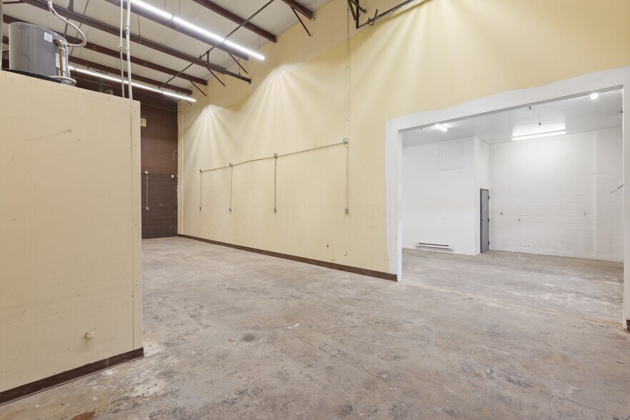 More Photos Of 7881 Beechcraft Ave, Gaithersburg Industrial For Sale