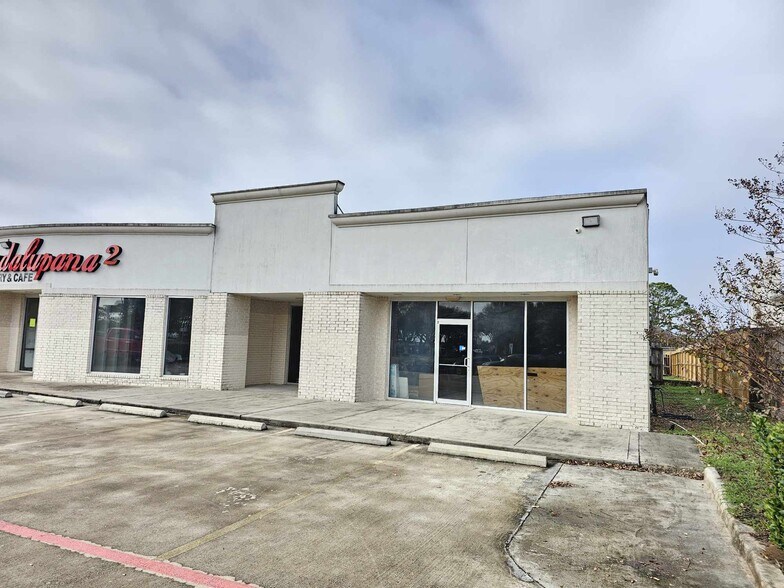 More Photos Of 4690 Burke Rd, Pasadena Storefront Retail Office For Lease